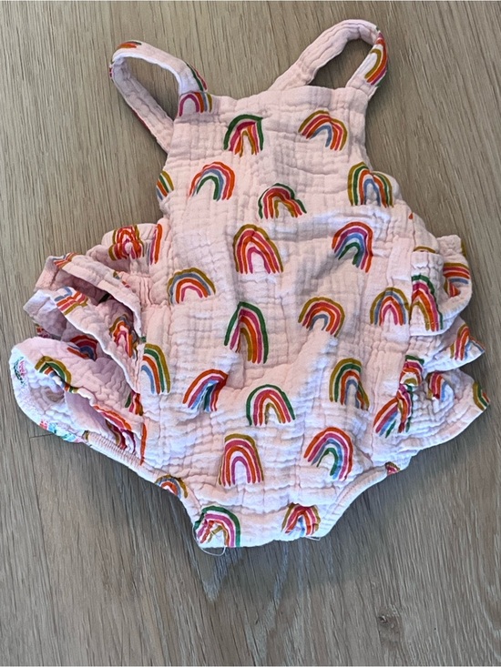 Mud Pie Other - Mud pie Rainbow Romper 3-6 months